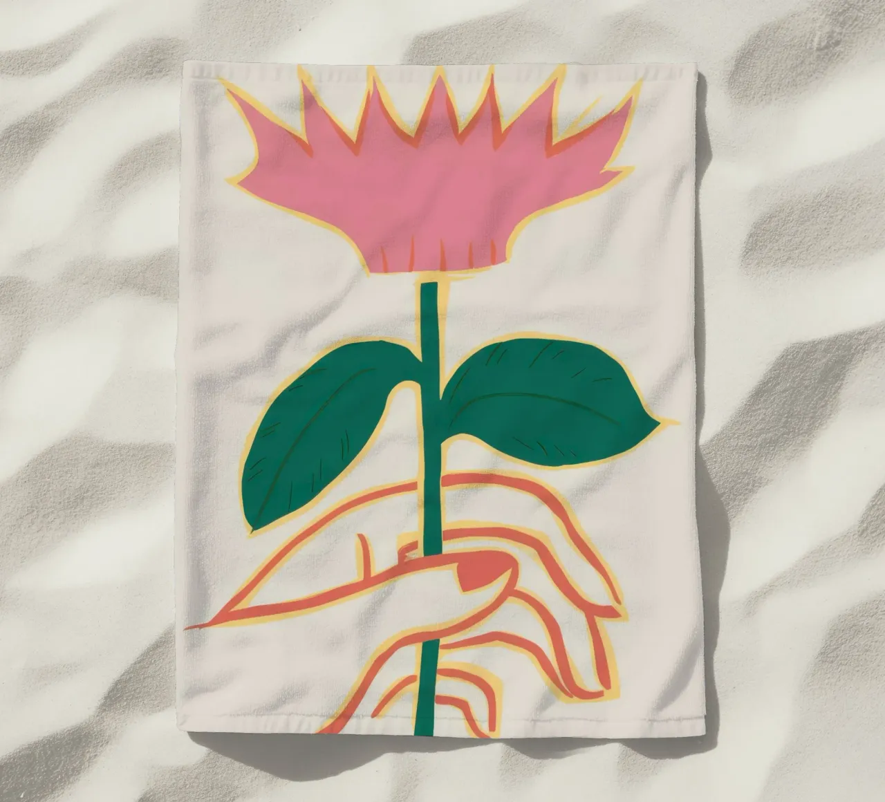 Mano che tiene il fiore telo mare da Gaia Viesta