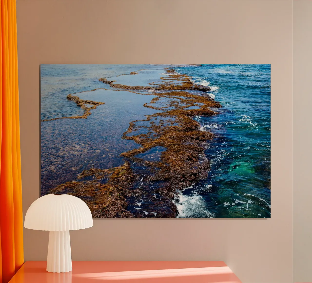 Spiaggia Sdot Yam #3 poster con telaio in plastica da Tal Paz-Fridman