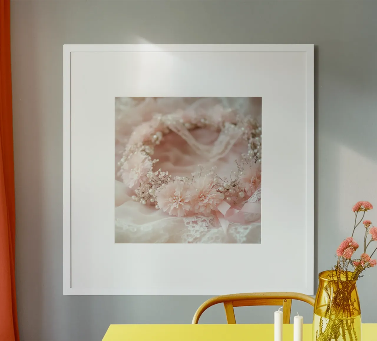 Sussurri in rosa poster con telaio in alluminio da StillVibe Home