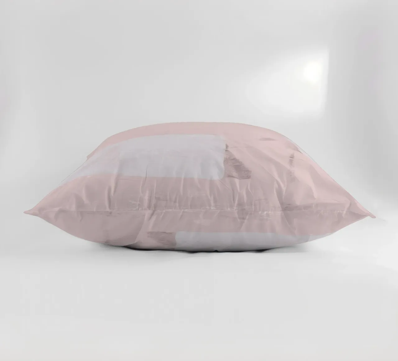 rosato cuscino da IRIS LEHNHARDT FINE ART