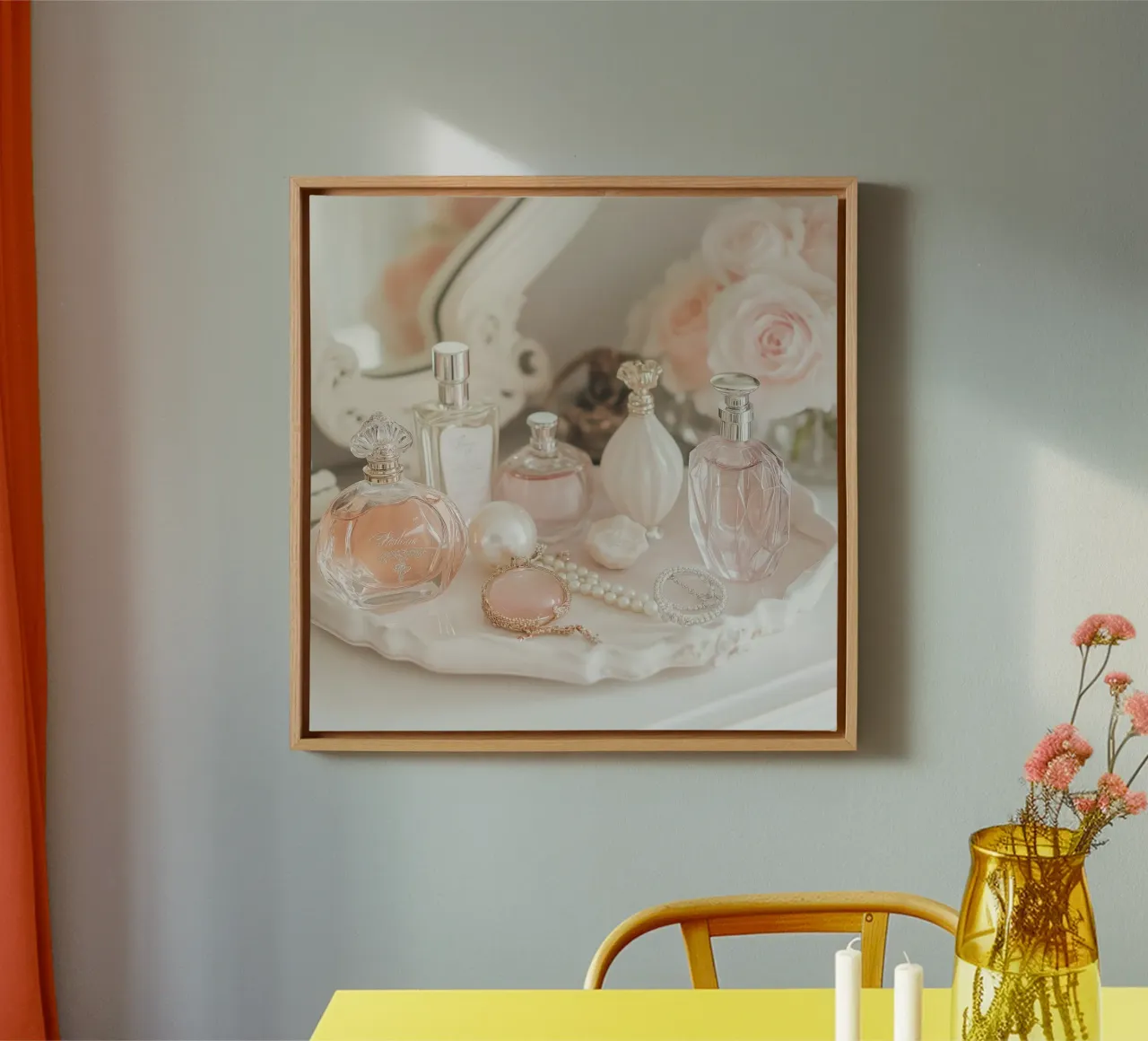 Sussurri in rosa tela con Cornice a cassetta da StillVibe Home