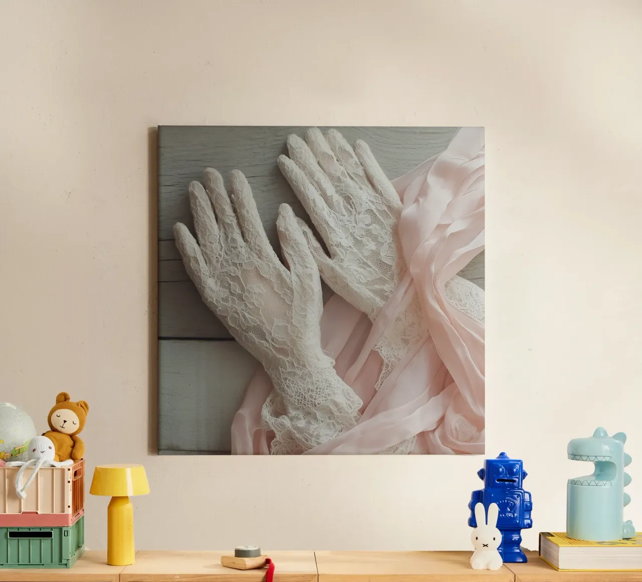 Geflüster in Rosa Leinwand mit Schattenfugenrahmen von StillVibe Home