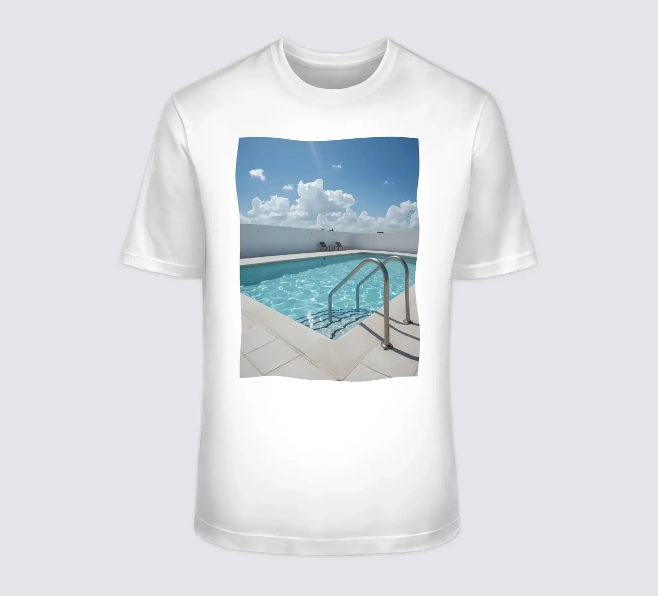 Piscina sul tetto con scala di accesso e cielo blu t-shirt da DesignDoodle