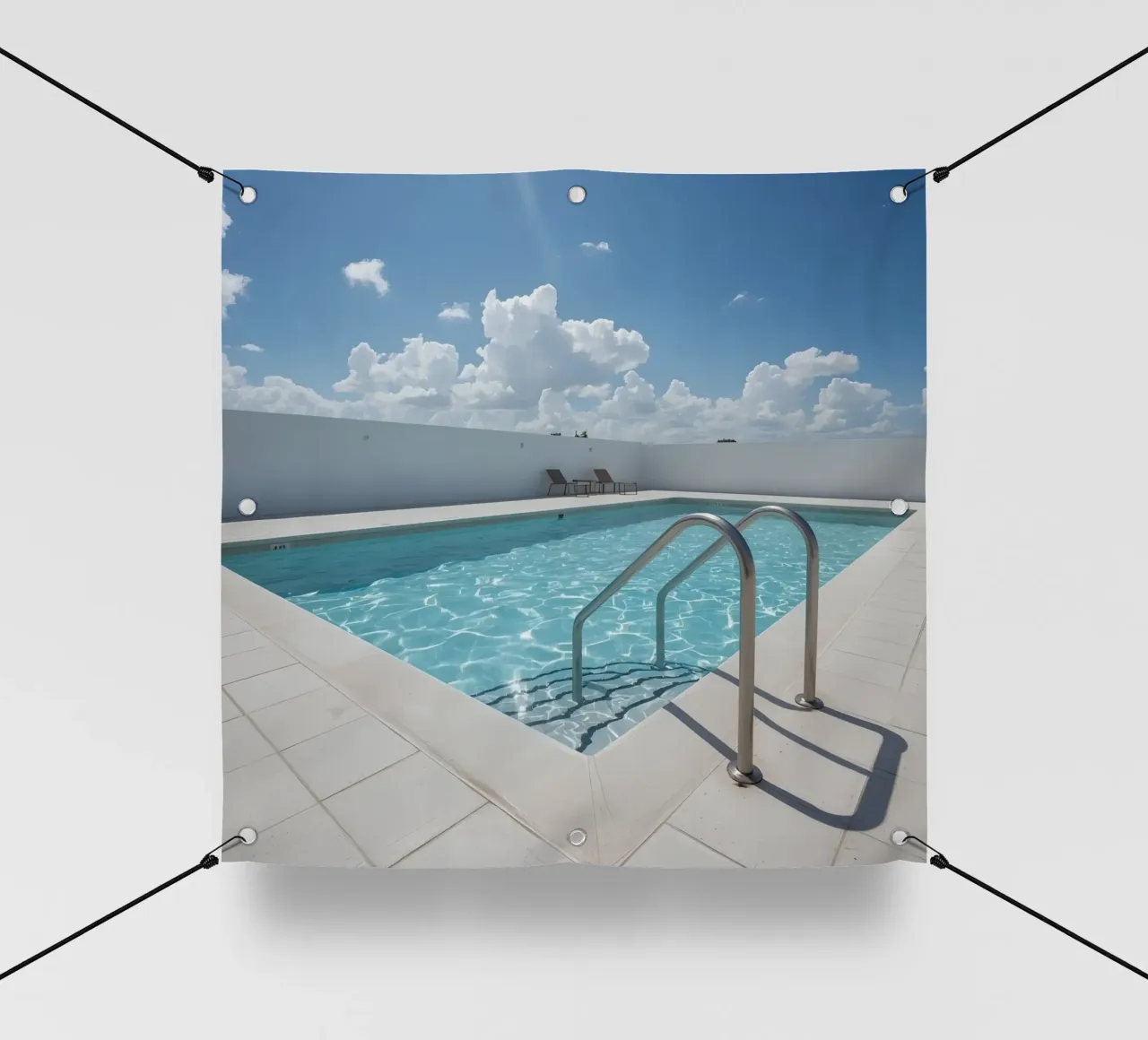 Piscina sul tetto con scala di accesso e cielo blu telo in pvc da DesignDoodle