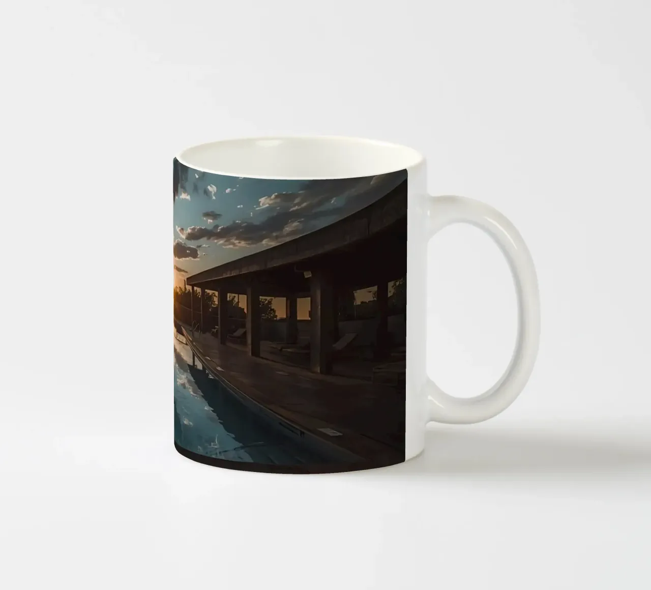 Zwembad met zonsondergang en overdekte structuren keramische mok van DesignDoodle