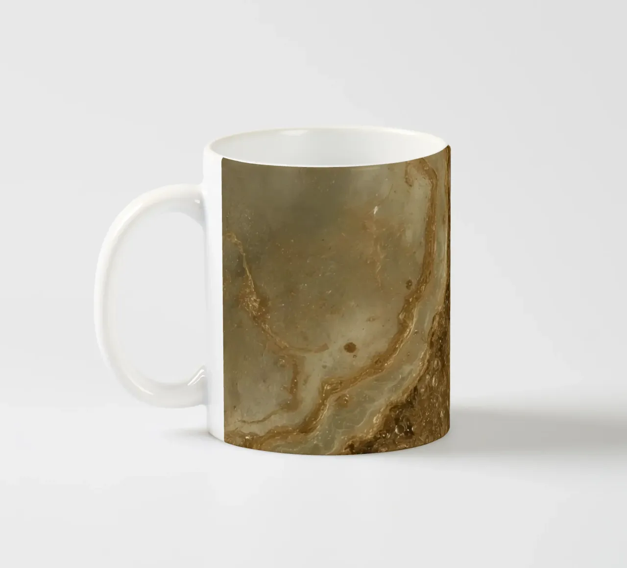 Bruin en beige oppervlak met structuur en bubbels keramische mok van DesignDoodle