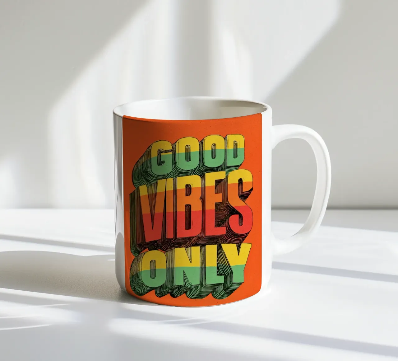 Good Vibes Only - Poster tipografico retrò e vintage con arcobaleno tazza in ceramica da Kaji