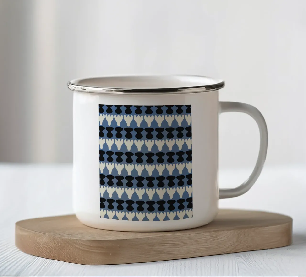 Schema ripetitivo 13 tazza in smalto da Little Dean