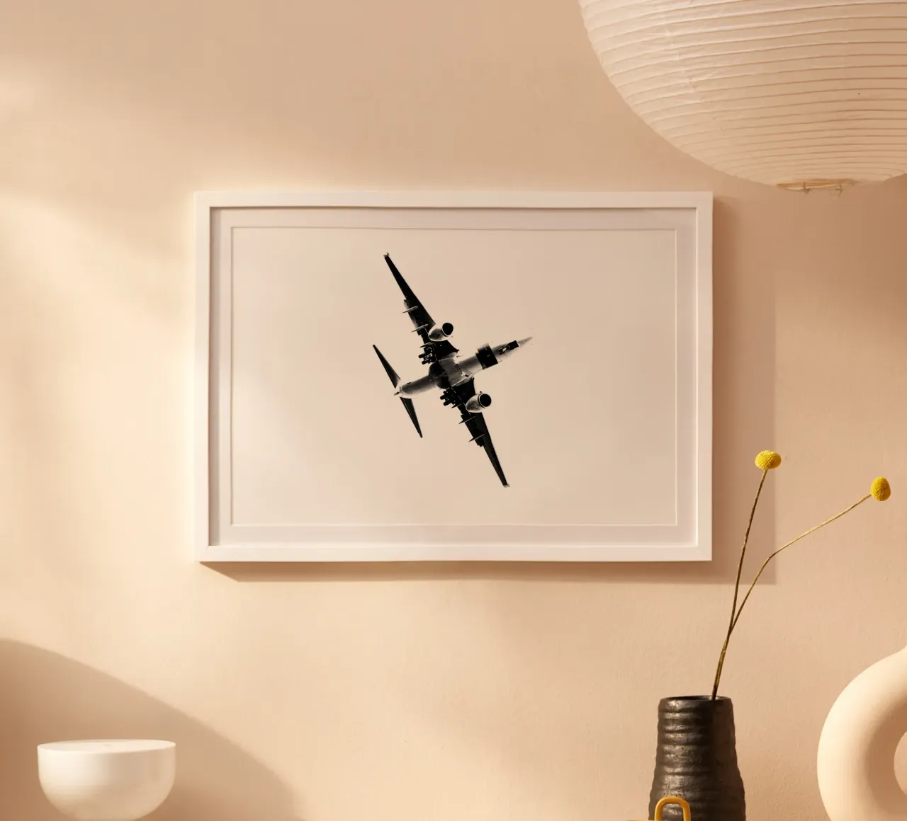 Sull'allontanamento poster con telaio in legno da Tal Paz-Fridman