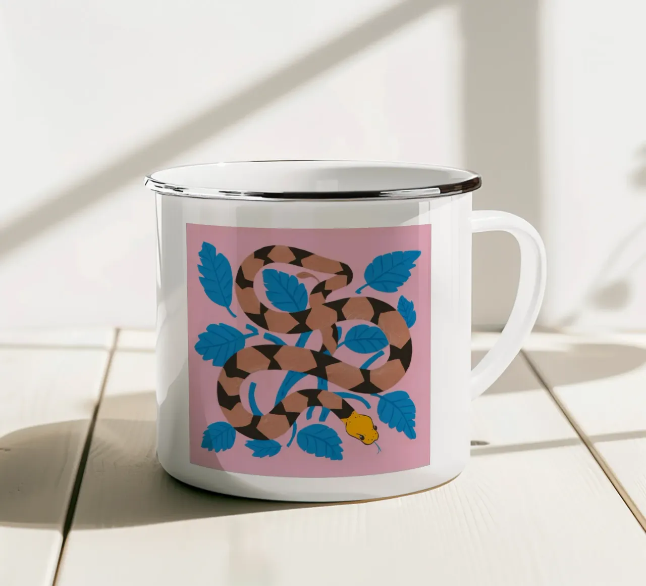 Bobina colore serpentina tazza in smalto da Trace Brush