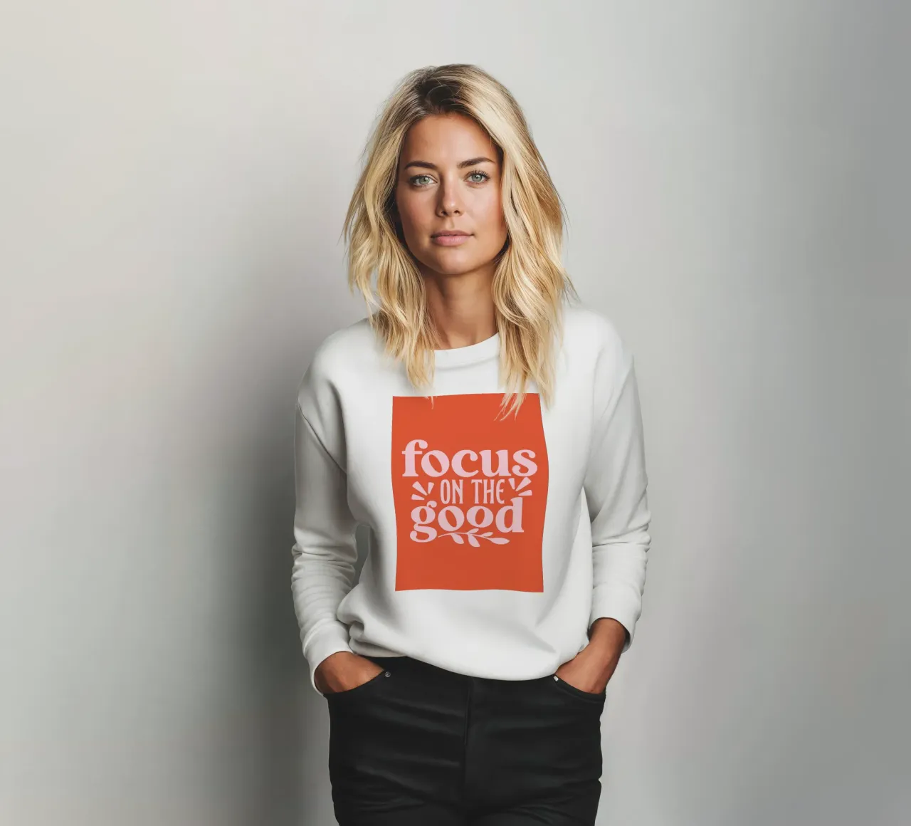 "Design tipografico "Focus on the Good felpa da Ink &Echo