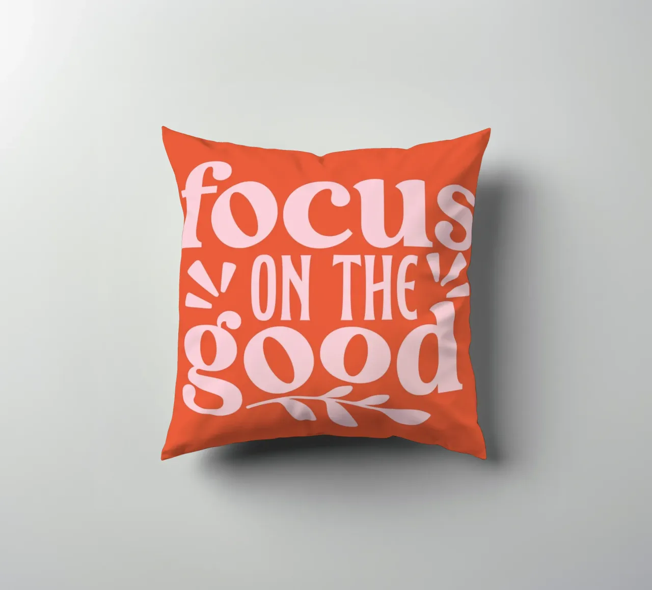 "Design tipografico "Focus on the Good cuscino da Ink &Echo