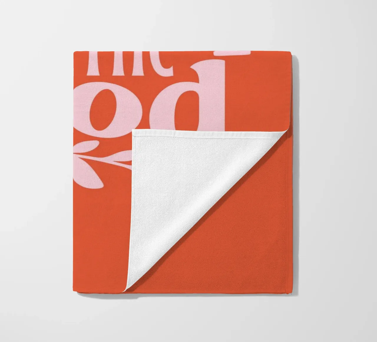 "Design tipografico "Focus on the Good telo mare da Ink &Echo