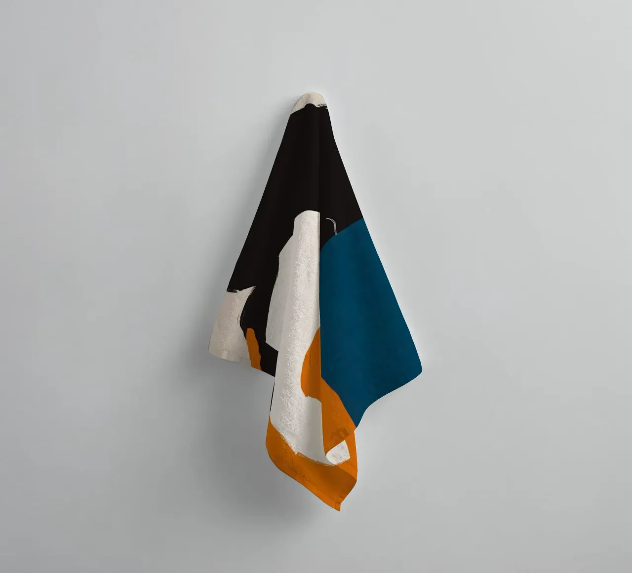 Abstrakte liebevolle Umarmung Handtuch von Irish Strokes