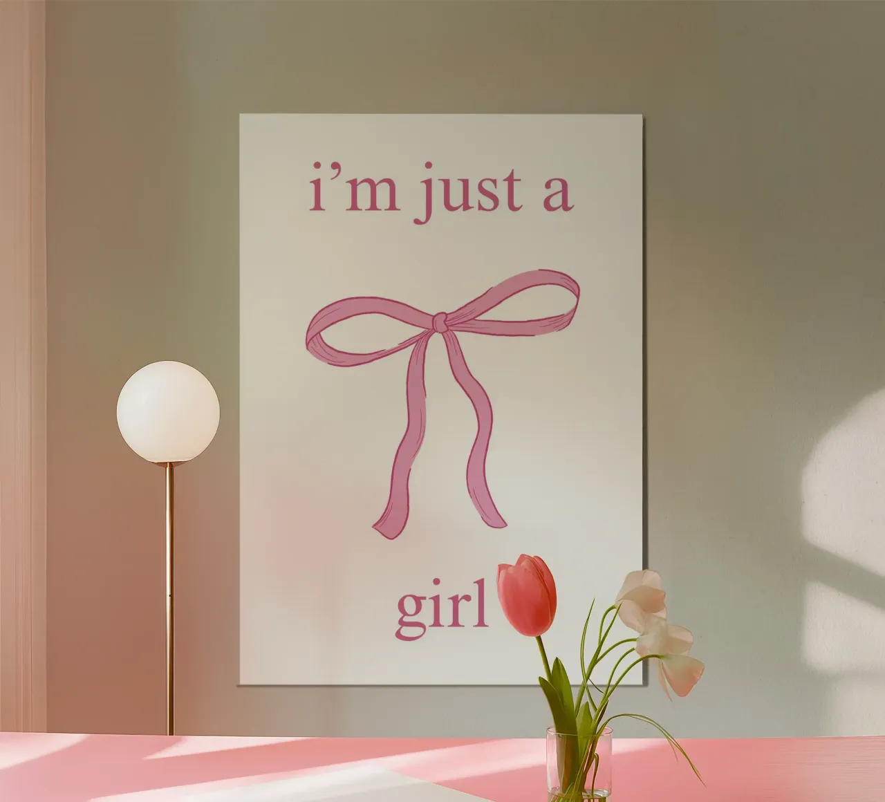Soft Feminine Quote Print - "I'm Just a Girl" (Je suis juste une fille) poster avec cadre en plastique de Ink &Echo