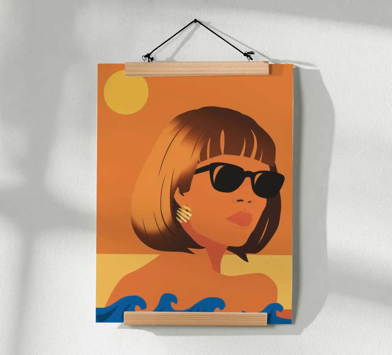 Sguardo d'onda al tramonto poster con telaio in legno da Irish Strokes