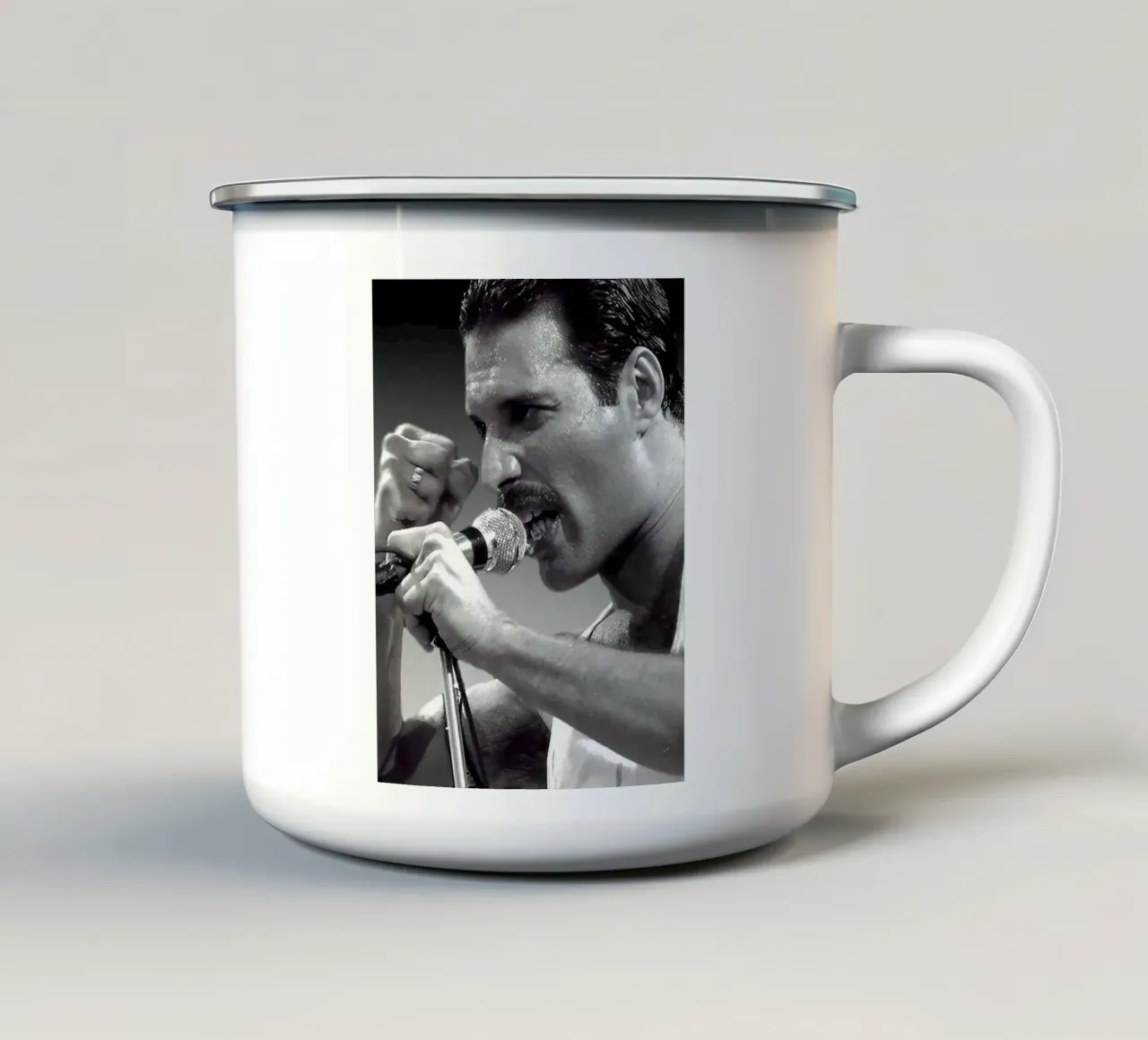 Freddie Mercury tazza in smalto da Musadad Shop