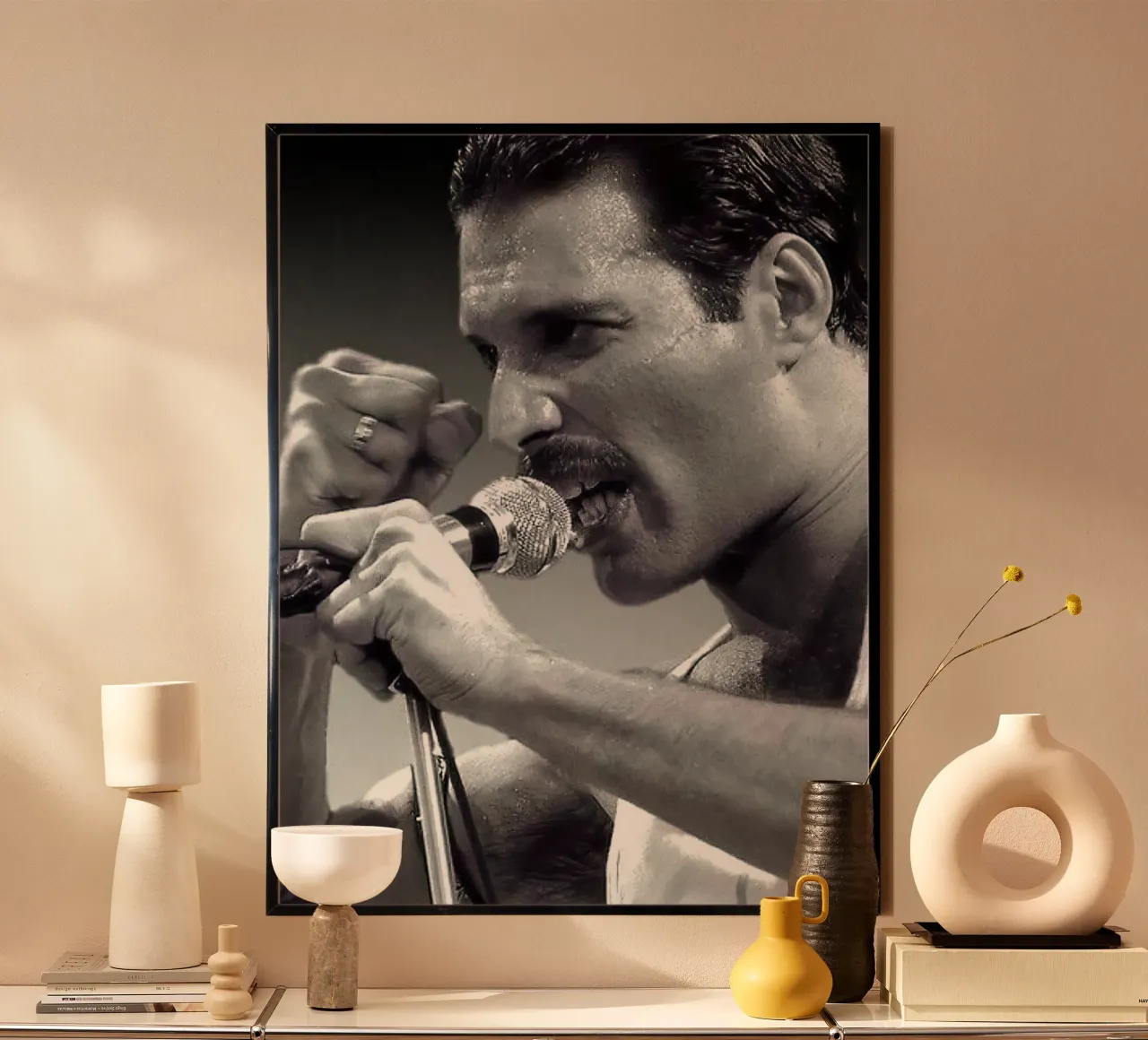 Freddie Mercury poster con telaio in plastica da Musadad Shop