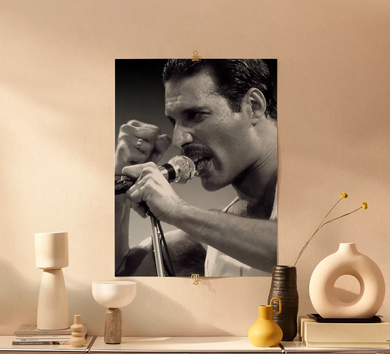 Freddie Mercury poster con telaio in plastica da Musadad Shop