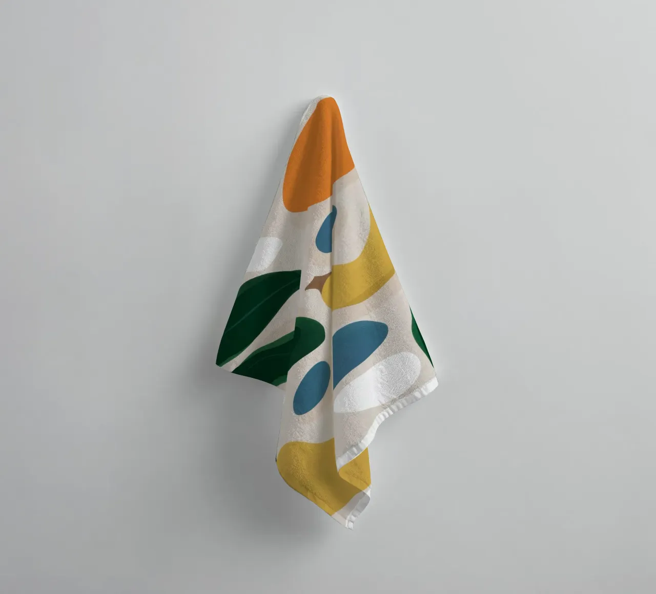 Deconstrueerde fruitvormen badhanddoek van Trace Brush