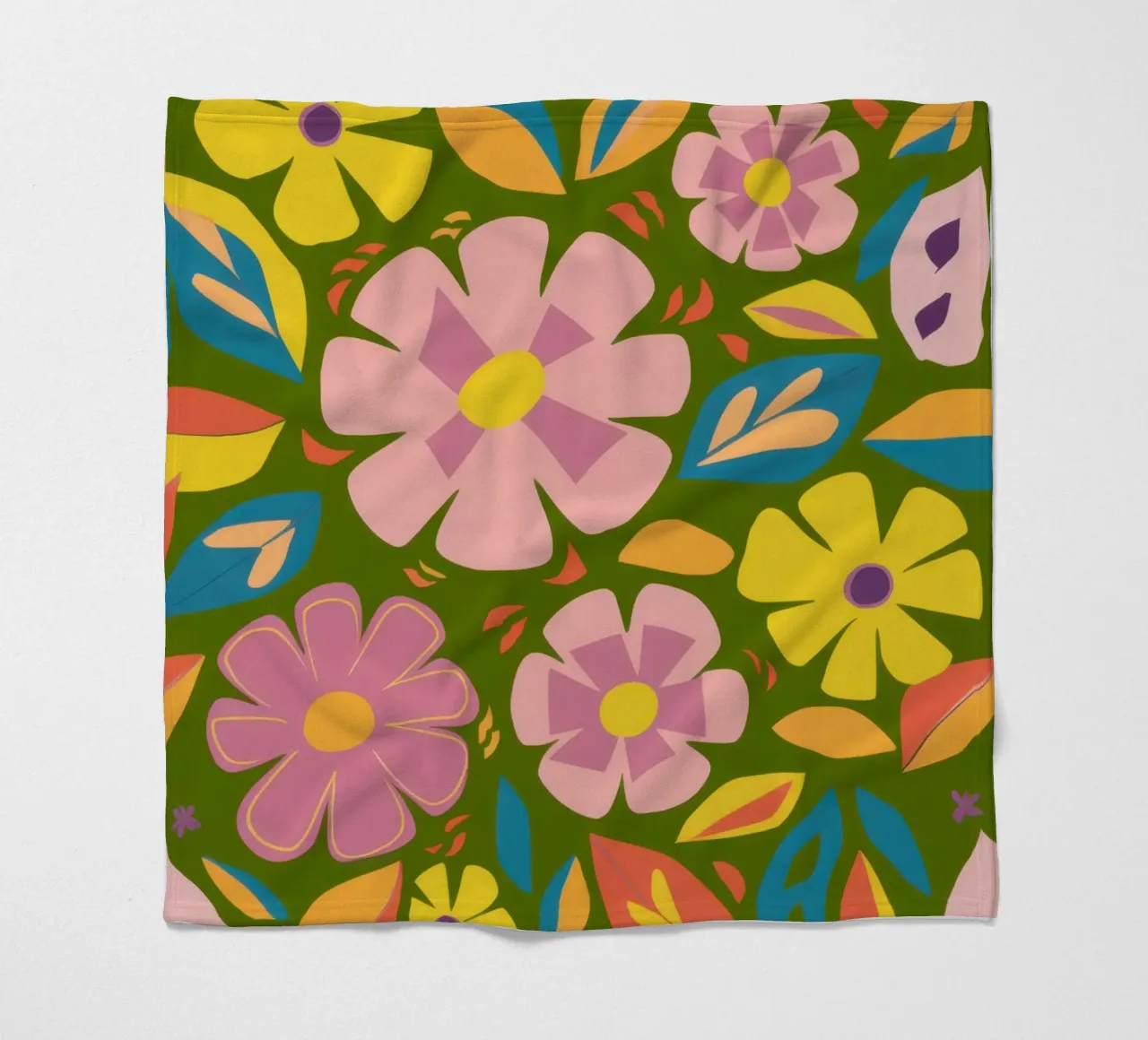 Soft Blooms Muster Fleecedecke von Trace Brush