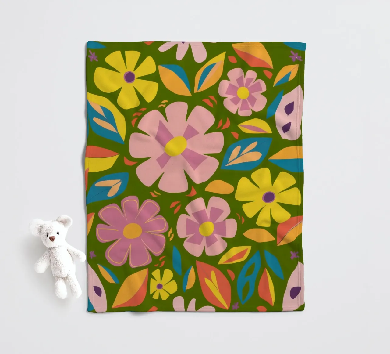 Soft Blooms Muster Fleecedecke von Trace Brush