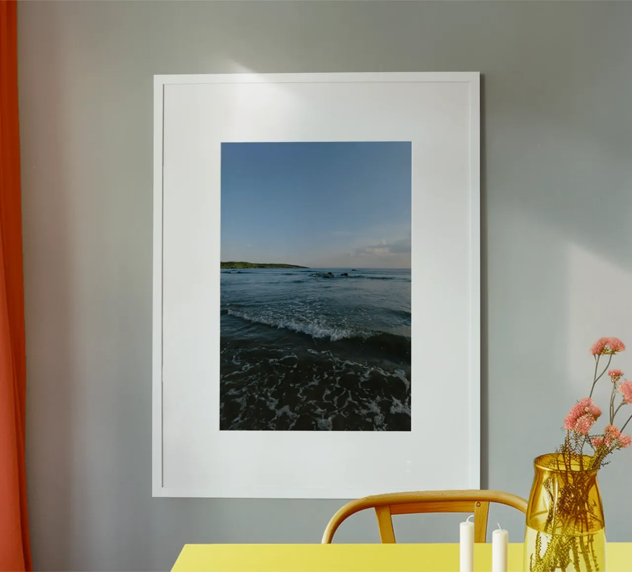 Stato d'animo serale poster con telaio in alluminio da The Wild Creative Studio