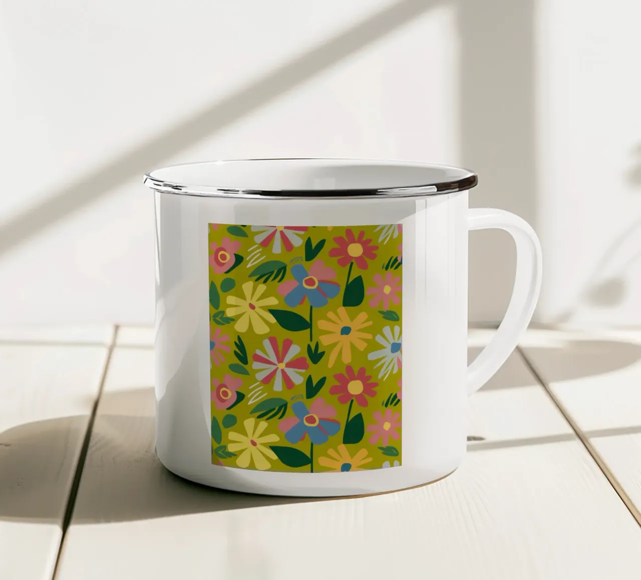 Fiori di Prato Gioioso tazza in smalto da Gaia Viesta