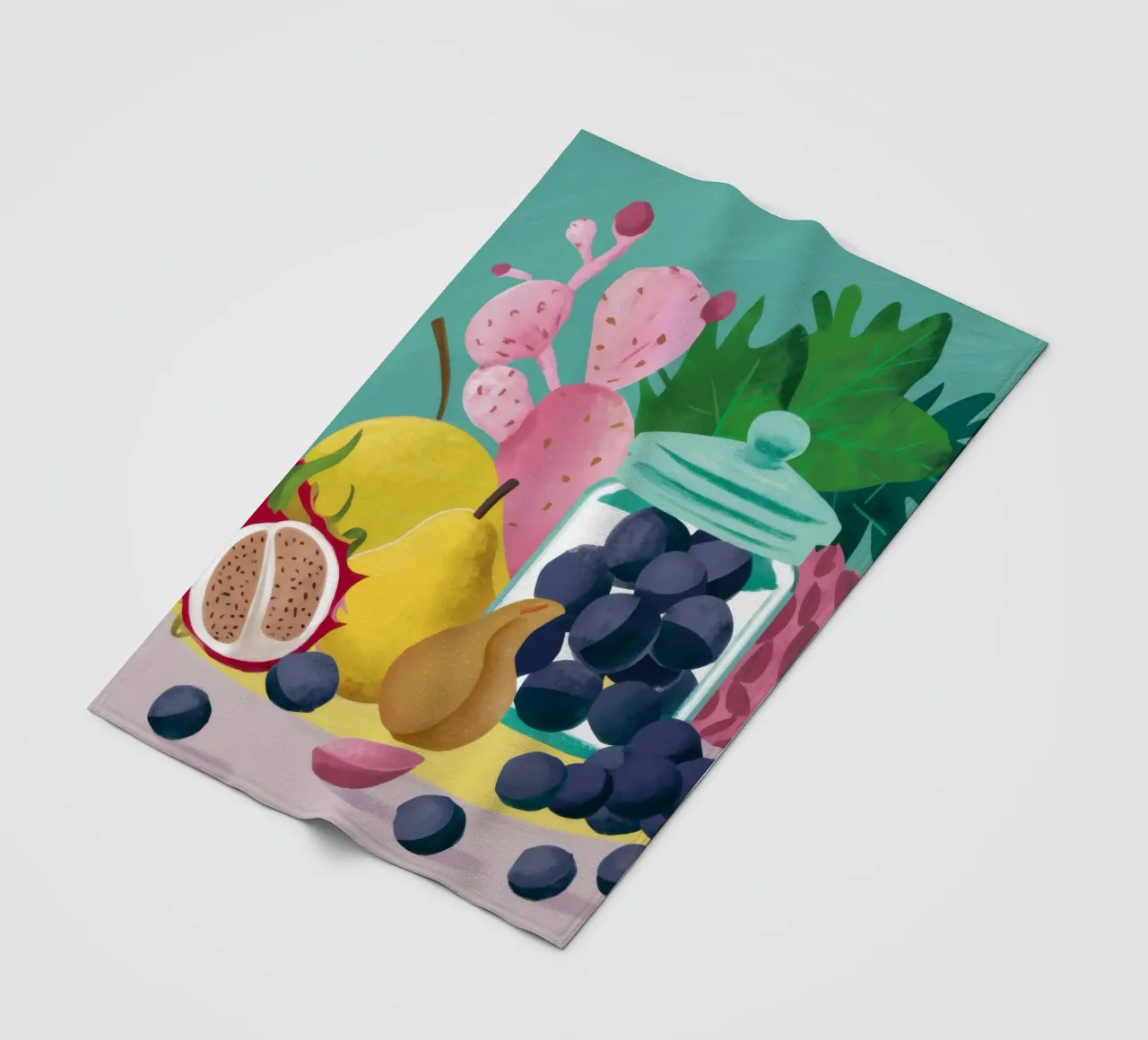 Frutta verdeggiante in abbondanza coperta in pile da Selene Shade