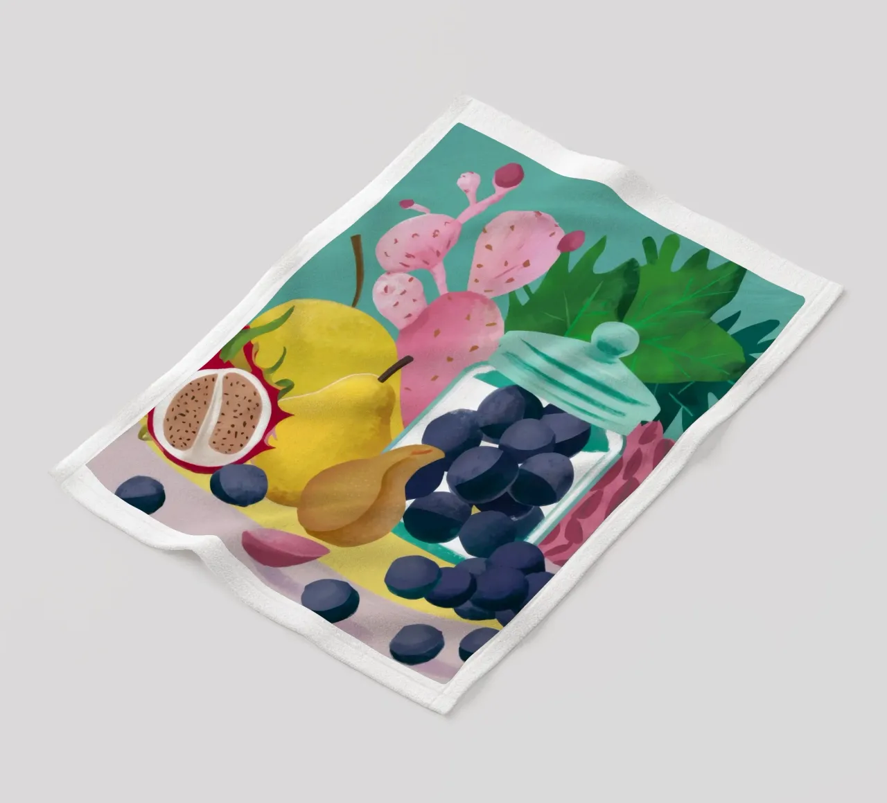 Frutta verdeggiante in abbondanza coperta in pile da Selene Shade
