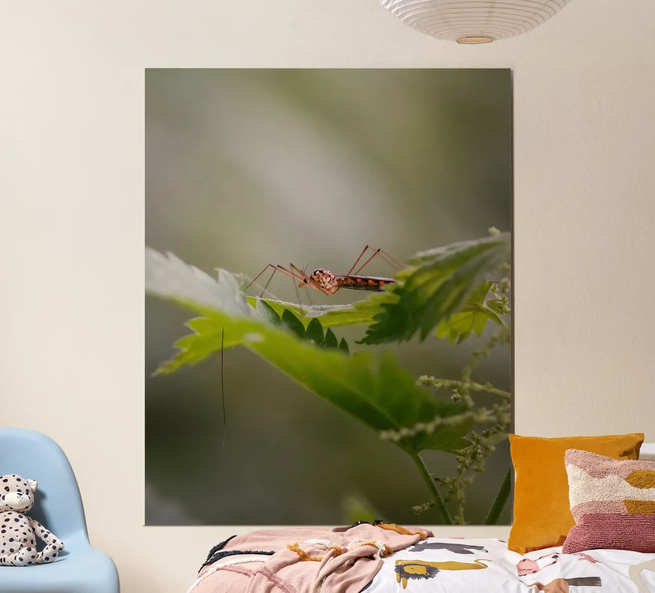 Insetto nella foresta poster con telaio in plastica da Tom's Wildlife