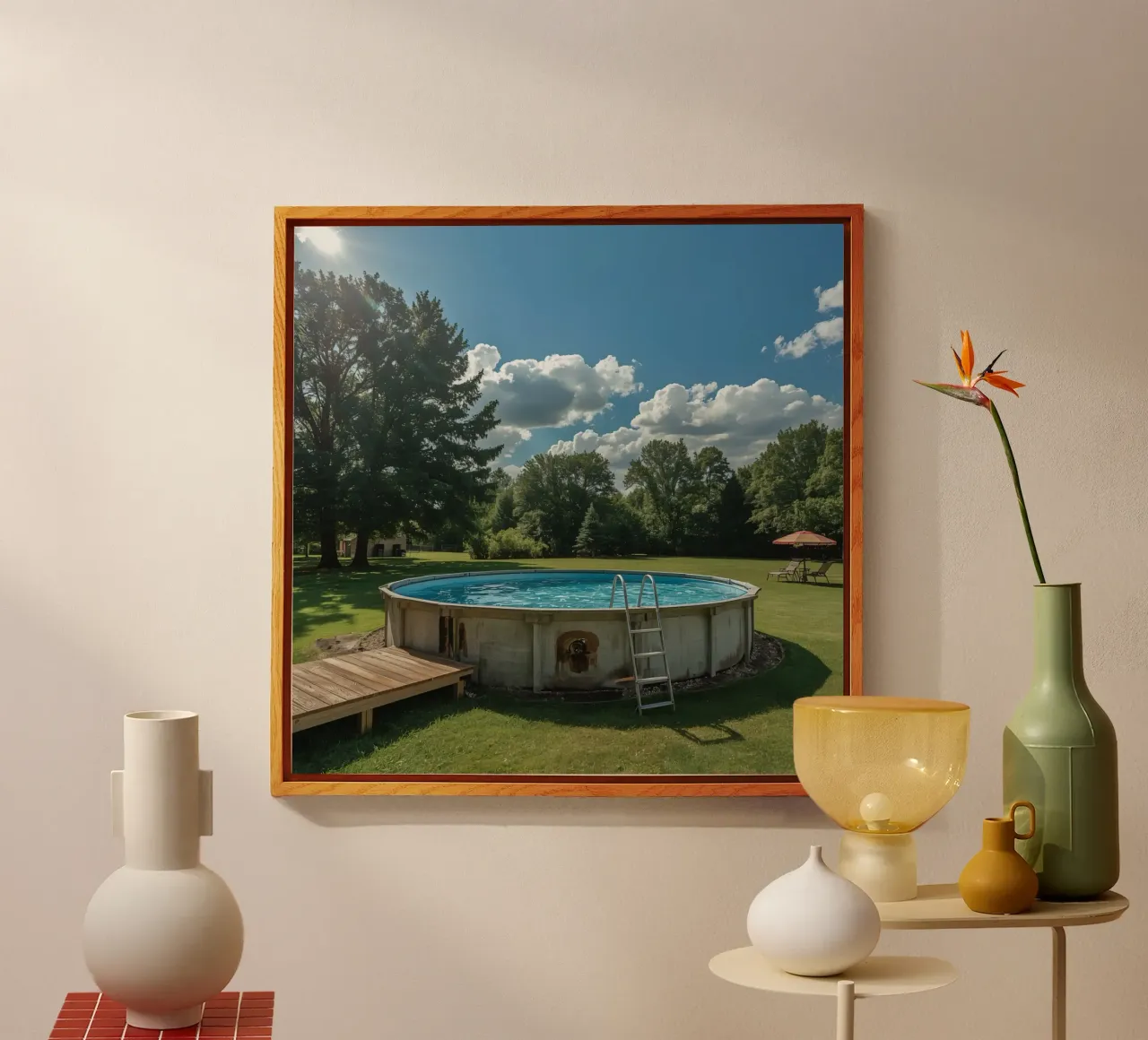 Piscina fuori terra con scala e terrazza in cortile plexiglass da DesignDoodle