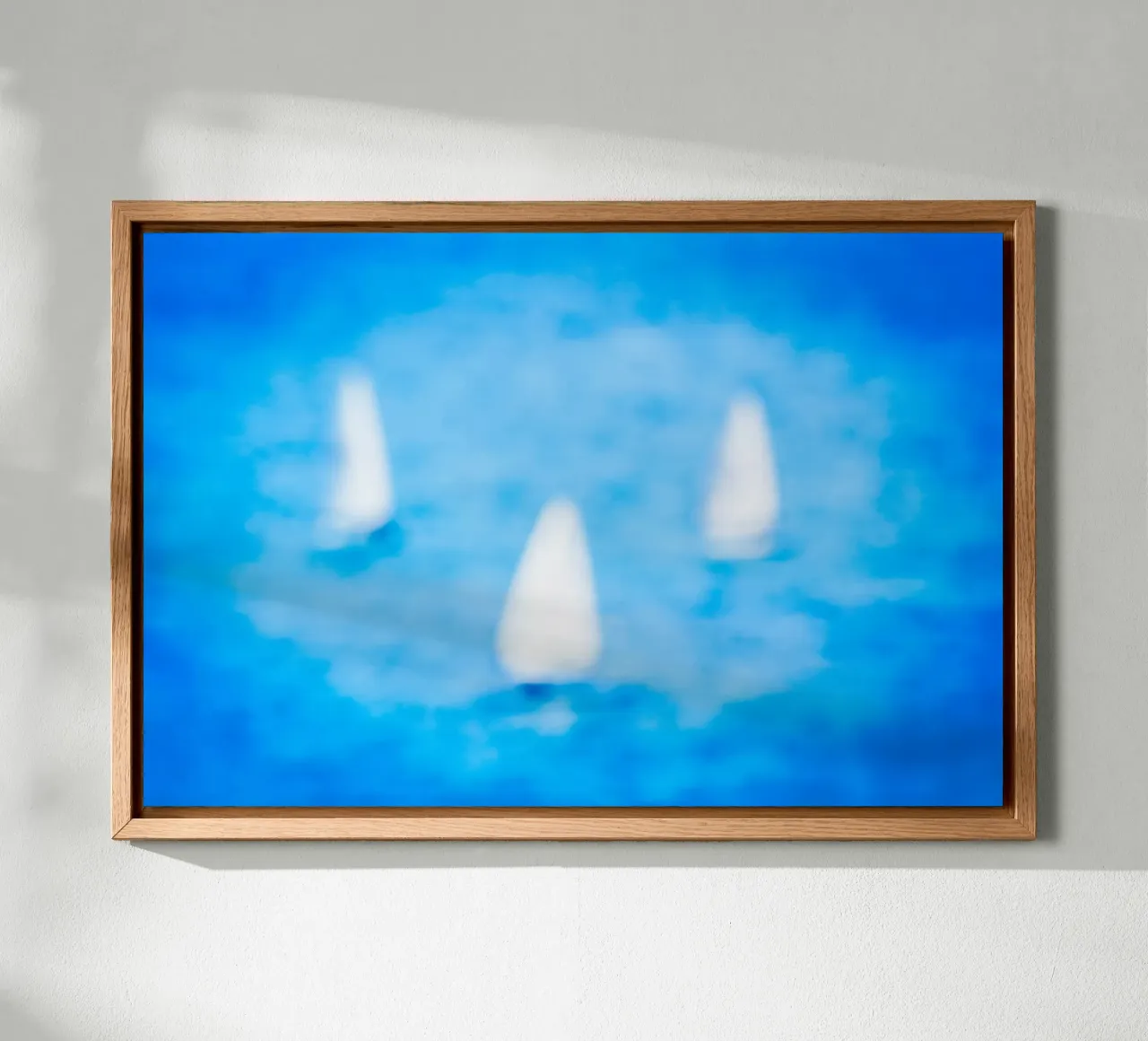 3 barche a vela tela con Cornice a cassetta da Tal Paz-Fridman
