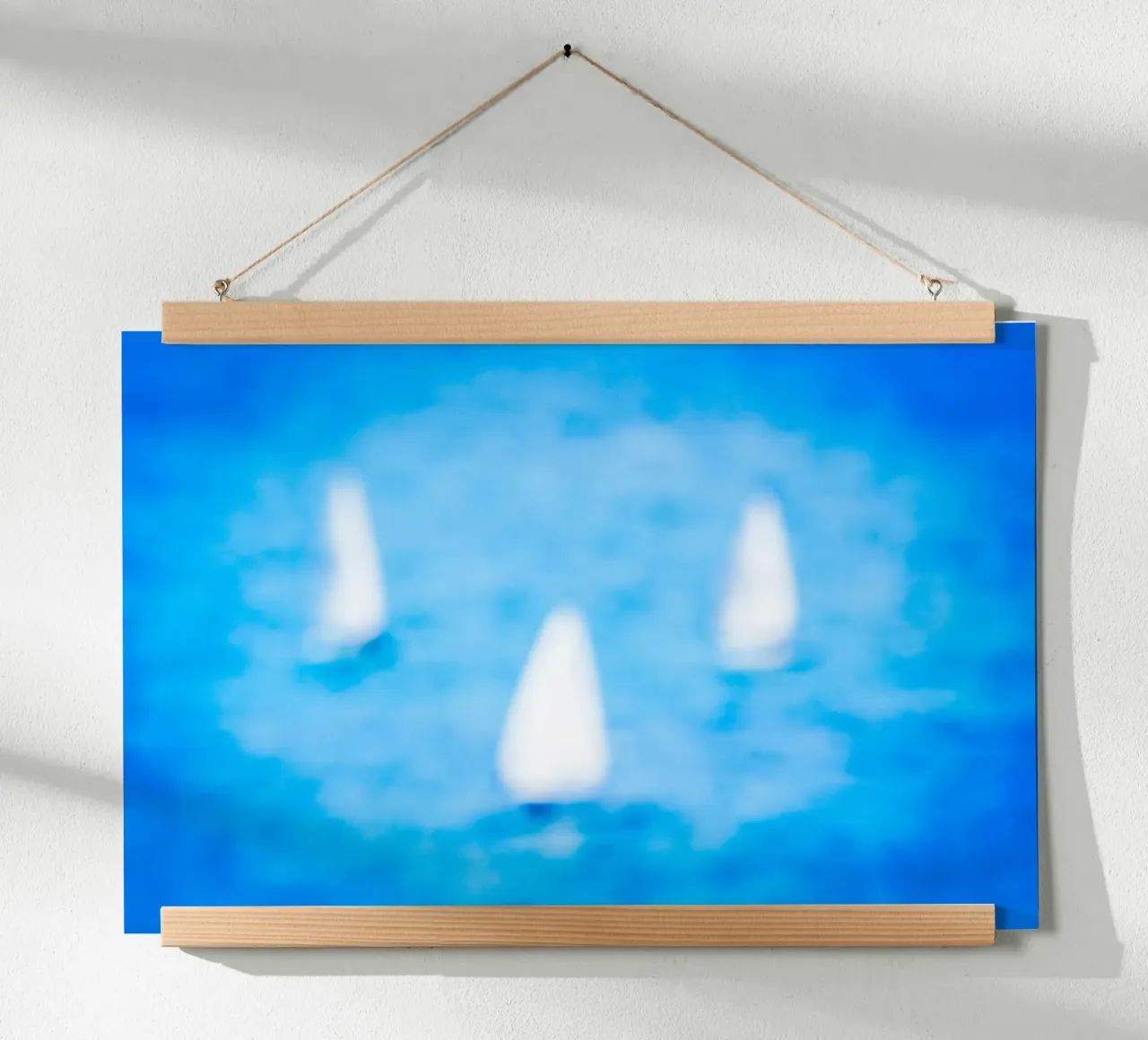 3 barche a vela poster con telaio in plastica da Tal Paz-Fridman