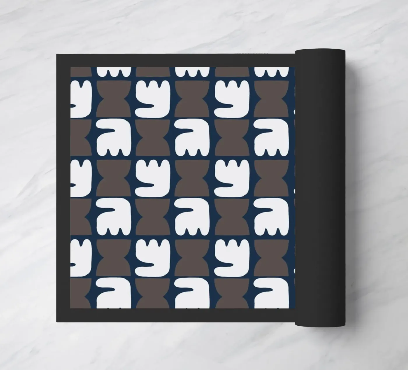 Herhalend patroon 28 deurmat van Little Dean