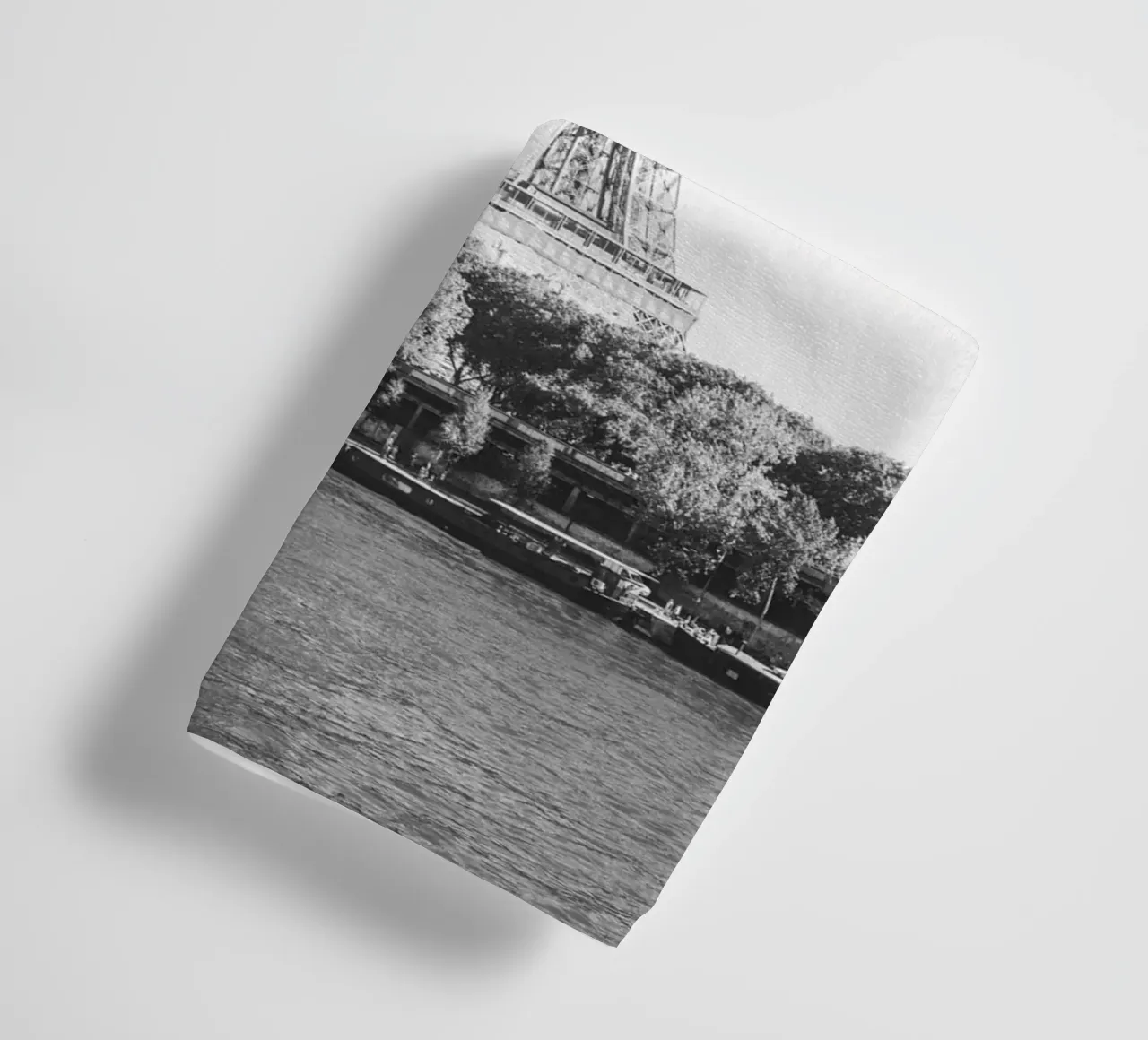 Black and White Eiffel Tower asciugamano da bagno da patiphotography