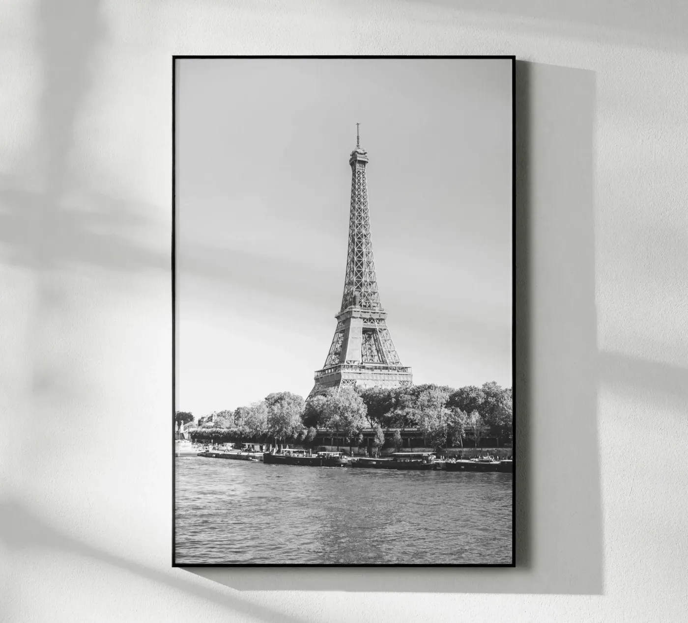 Black and White Eiffel Tower plexiglass da patiphotography