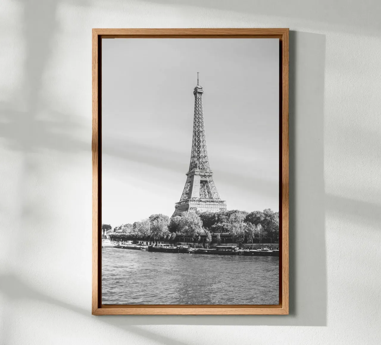 Black and White Eiffel Tower tela con Cornice a cassetta da patiphotography