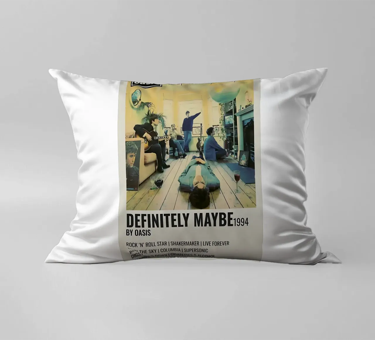 Poster di Definitely Maybe 1994 degli Oasis cuscino da domherrick1