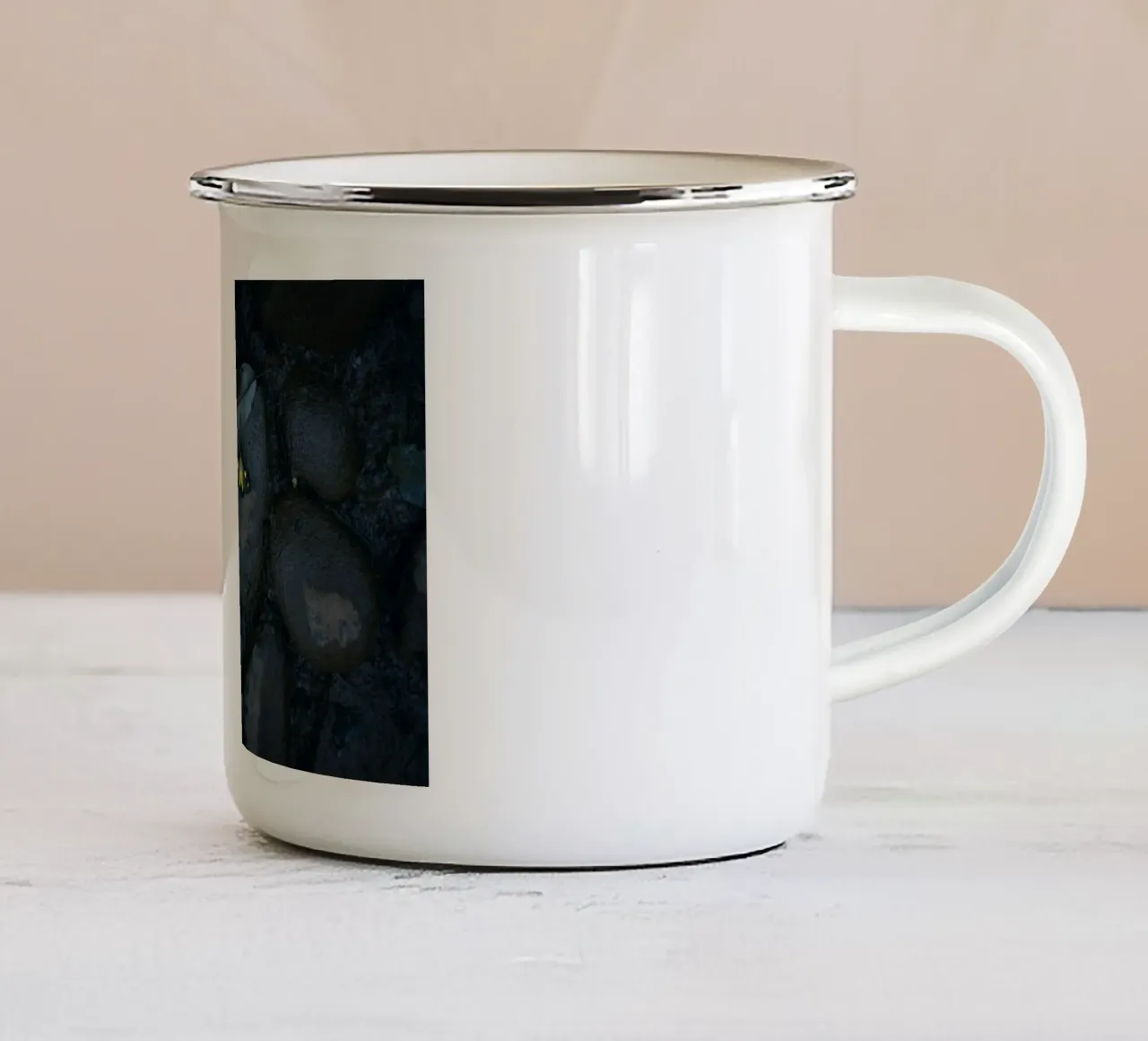 farfalla gialla tazza in smalto da Earthly Visions