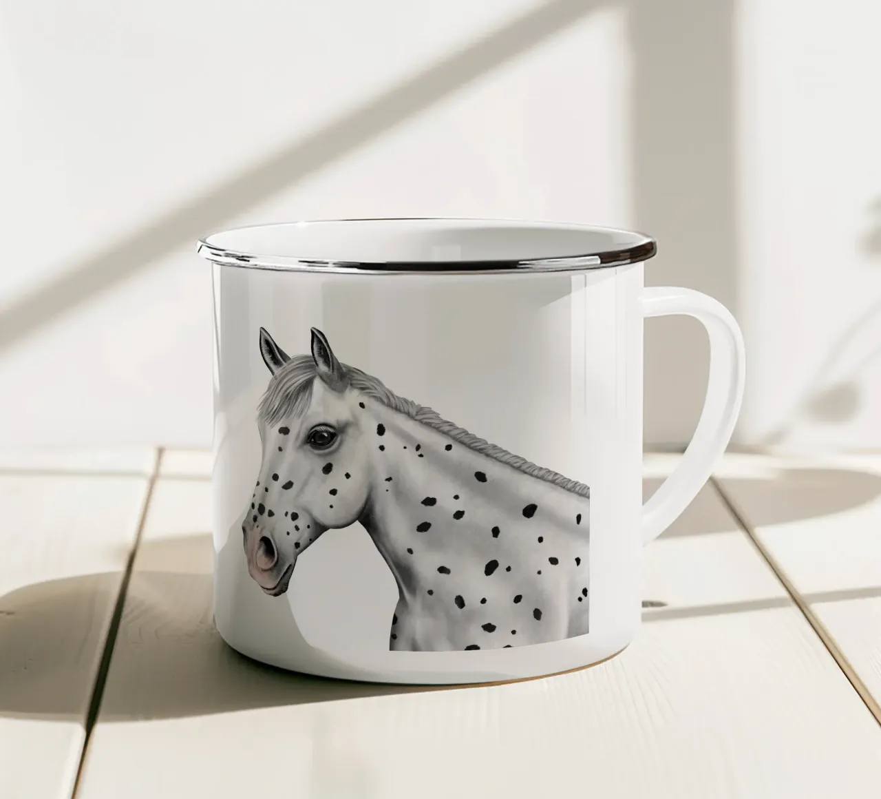 Pferde-Portrait • Knabstrupper tazza in smalto da Moonlit Illustrations