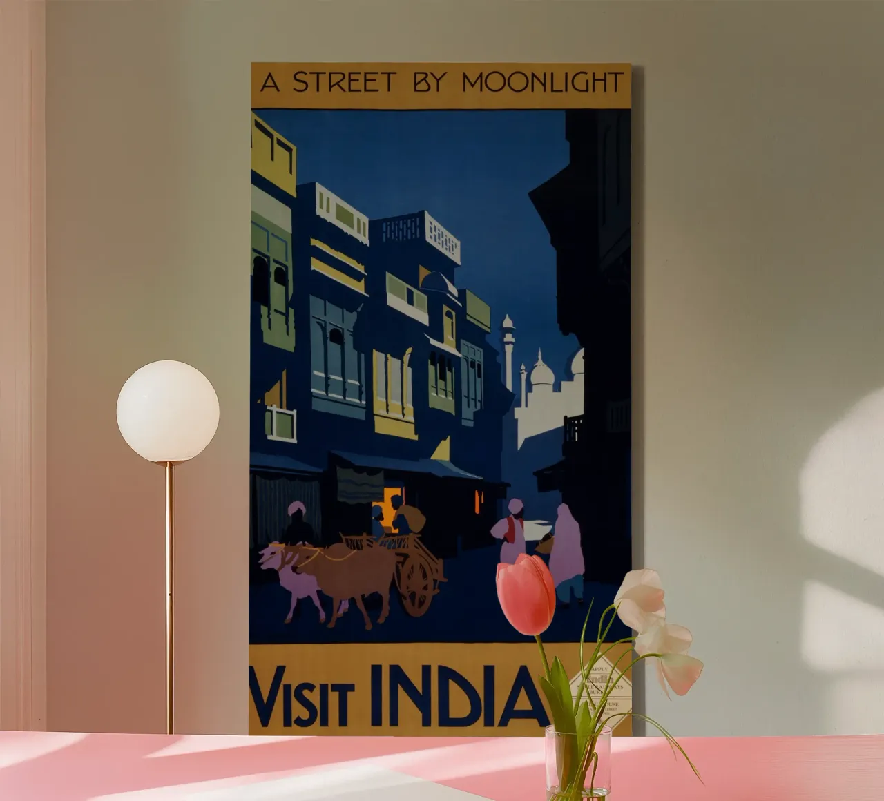 Poster India "Una strada al chiaro di luna", arte di viaggio d'epoca, Ar tela con Cornice a cassetta da homdeco