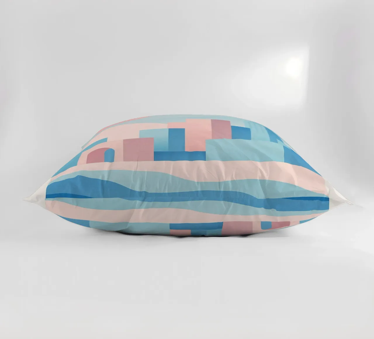 Sunset Arches - Palm trees and arcades in a pastel setting decorative cushion by JETLAG | affiches voyage