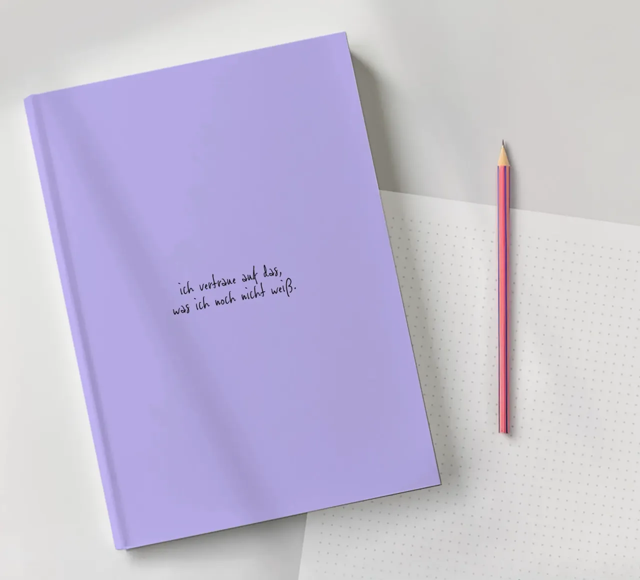 Ich vertraue auf das, was ich noch nicht weiß. notebook by FRICKE DESIGN