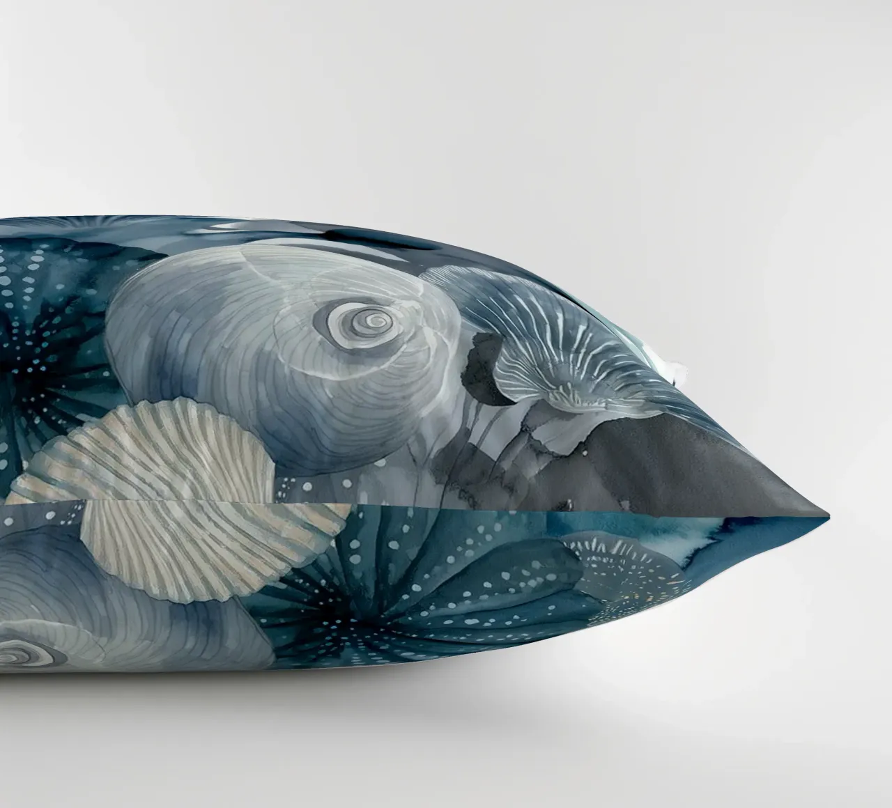 Reverie di marea cuscino da Matthias Keller Studio