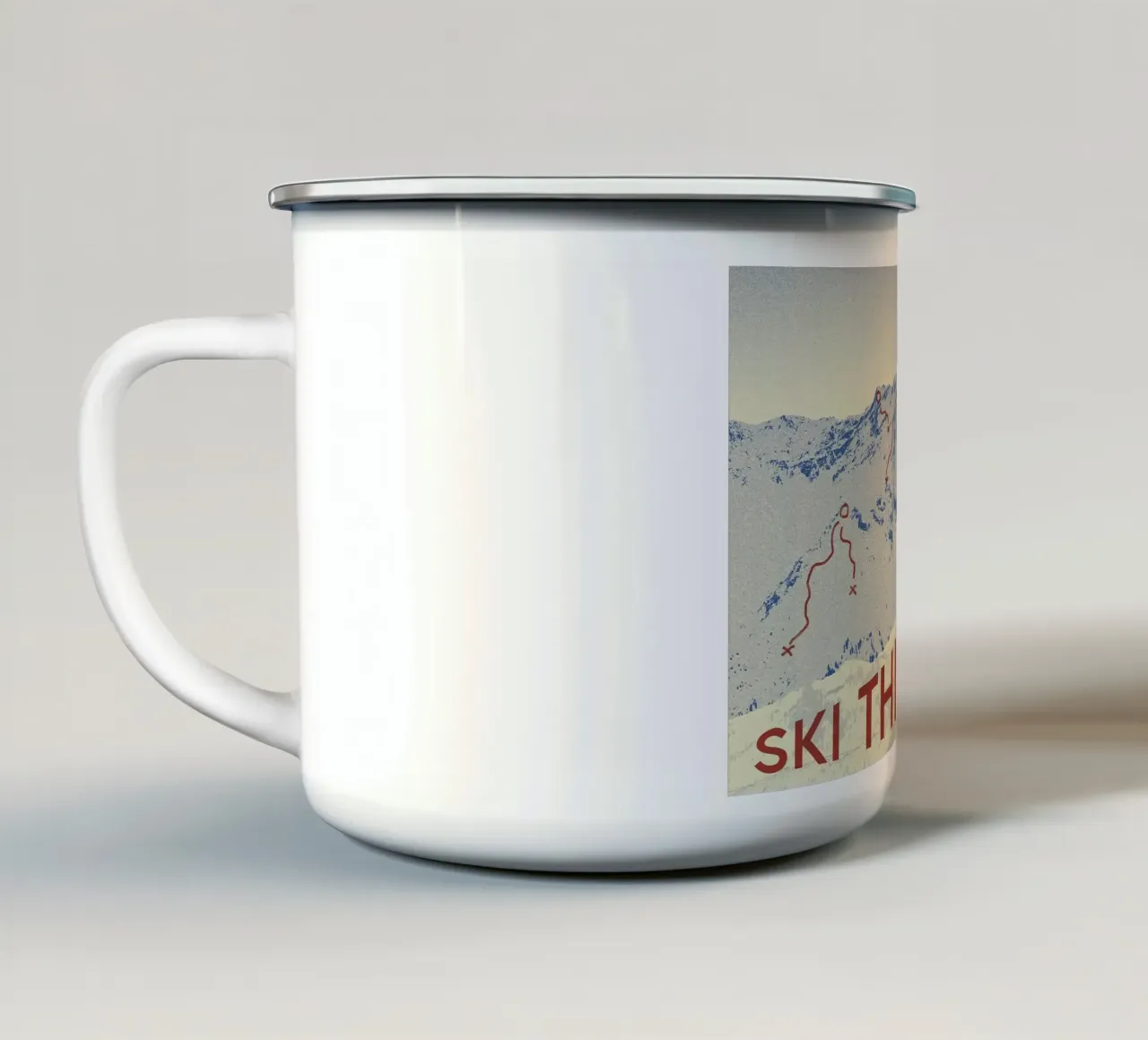 montagna sci neve tazza in smalto da Craig Harris