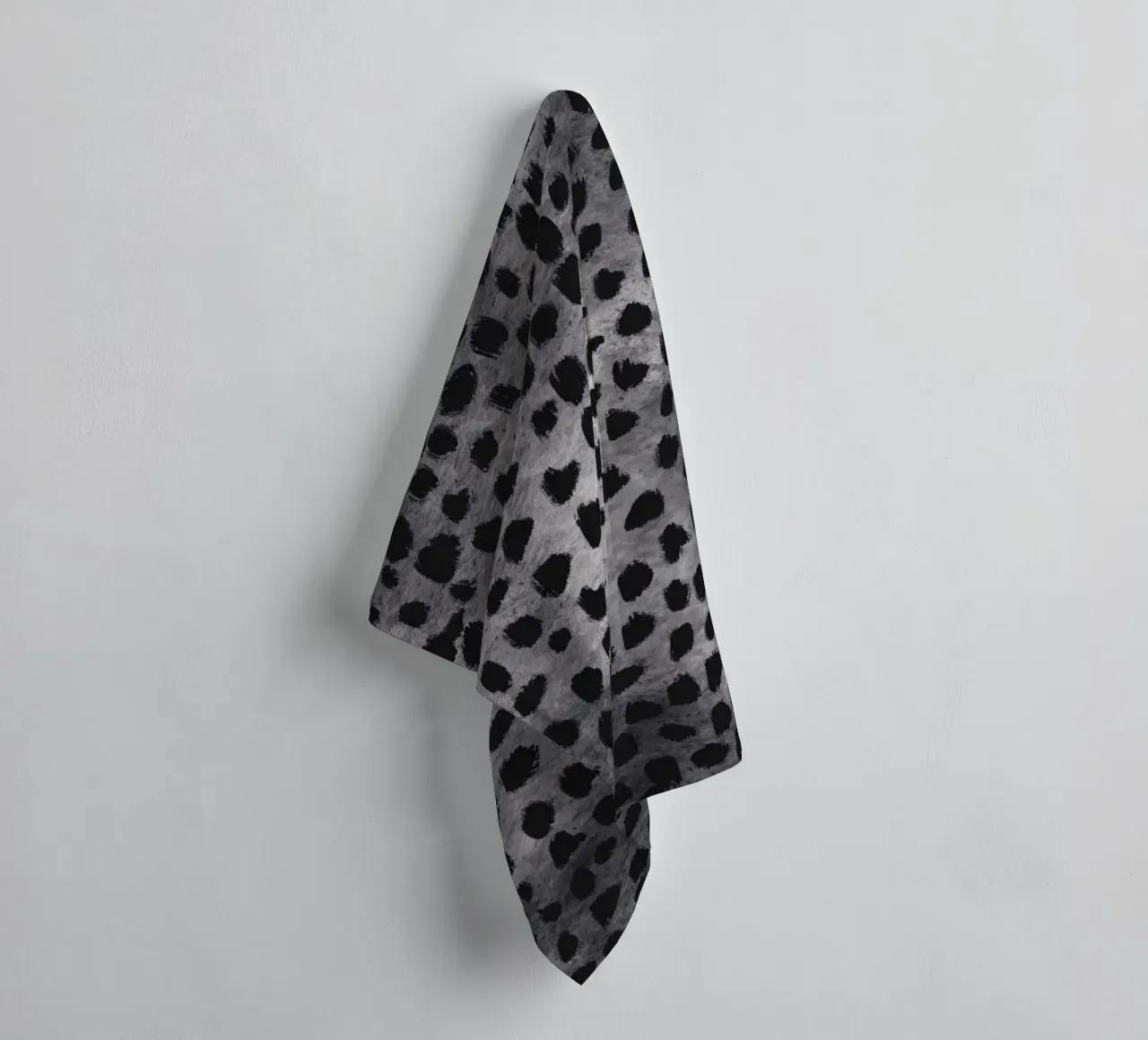 Kleine penseelstreken patroon 04 badhanddoek van Little Dean