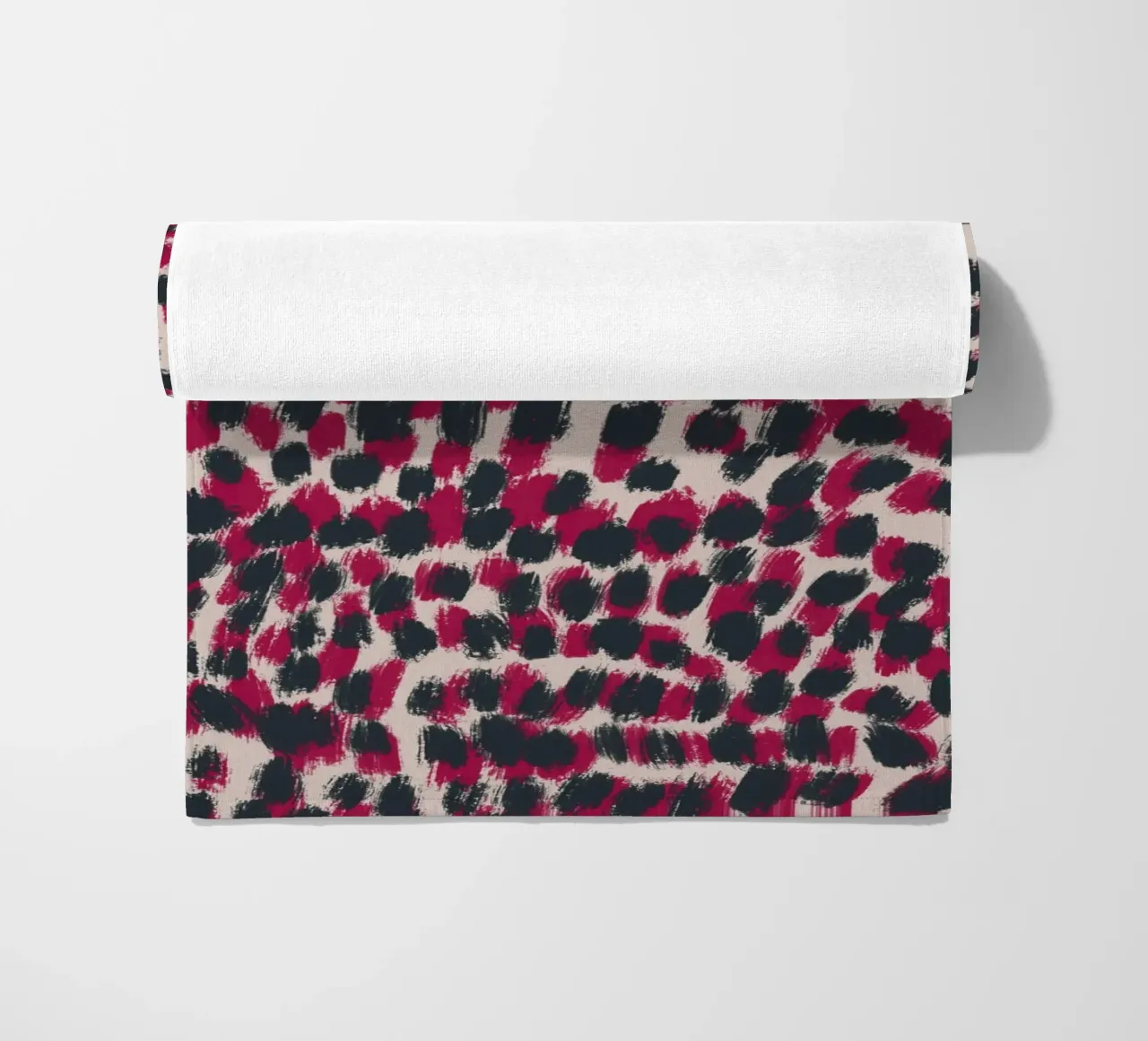 Kleine penseelstreken patroon 07 strandhanddoek van Little Dean