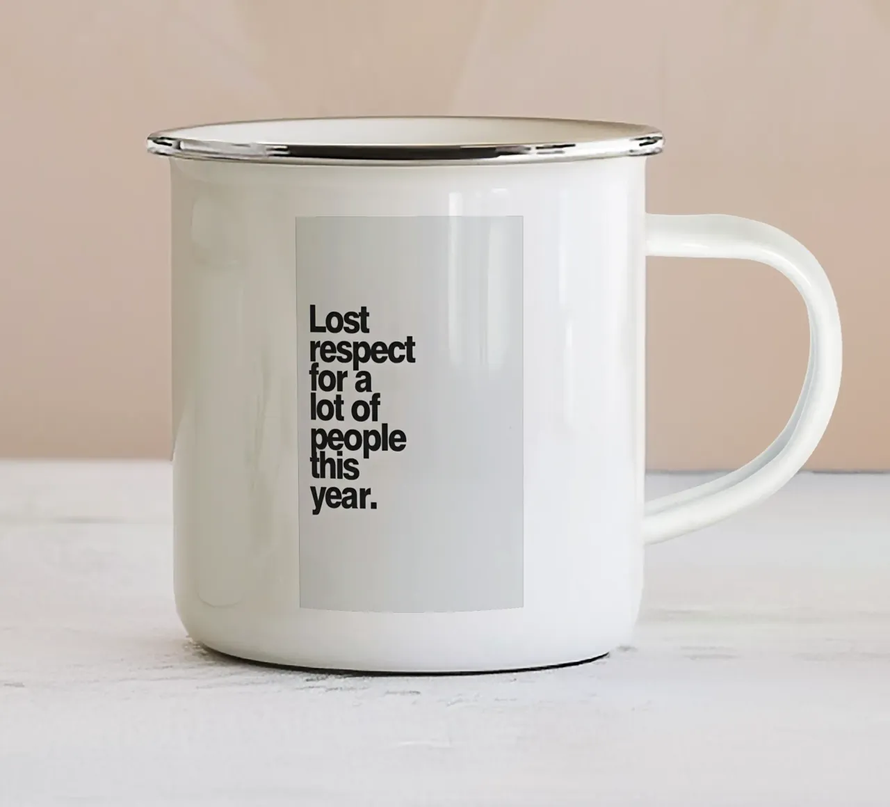Lost respect tazza in smalto da Type & Tape