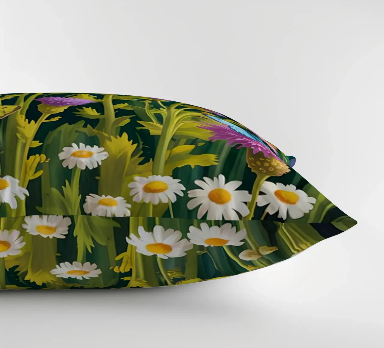 Butterfly With Flower In The Garden cuscino da Jeff Studio